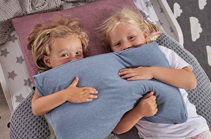 Das Kinderkopfkissen von Theraline